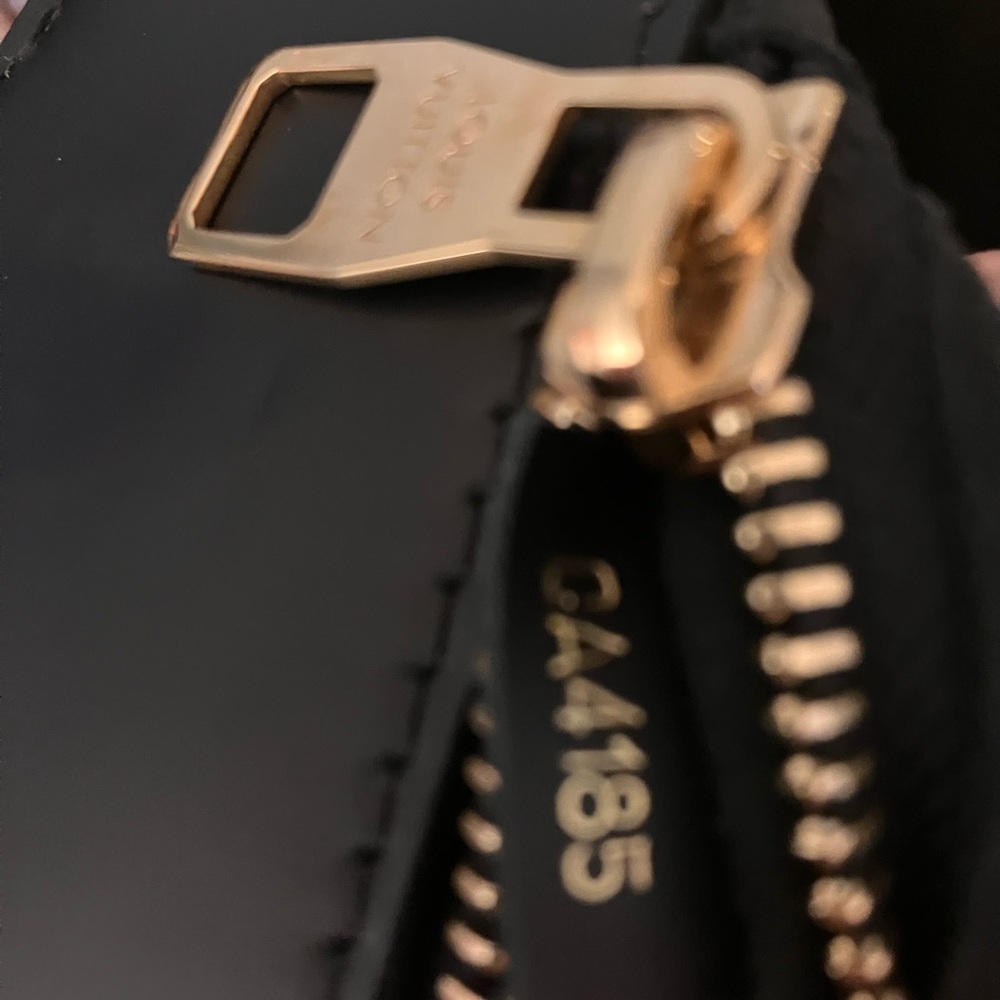 Louis Vuitton Phenix PM Monogram w/ Black Trim. Box and dust bag - Picture 5 of 7